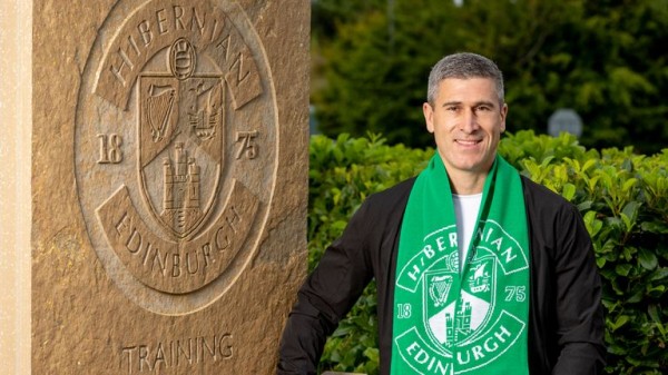 Nick Montgomery named Hibernian head coach on three-year deal 